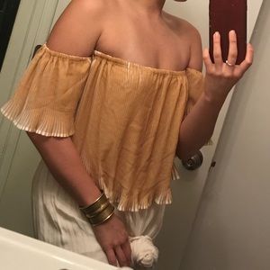 Mustard crop top Medium